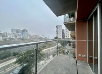 Venta moderno departamento con terraza en Malecon Armendariz